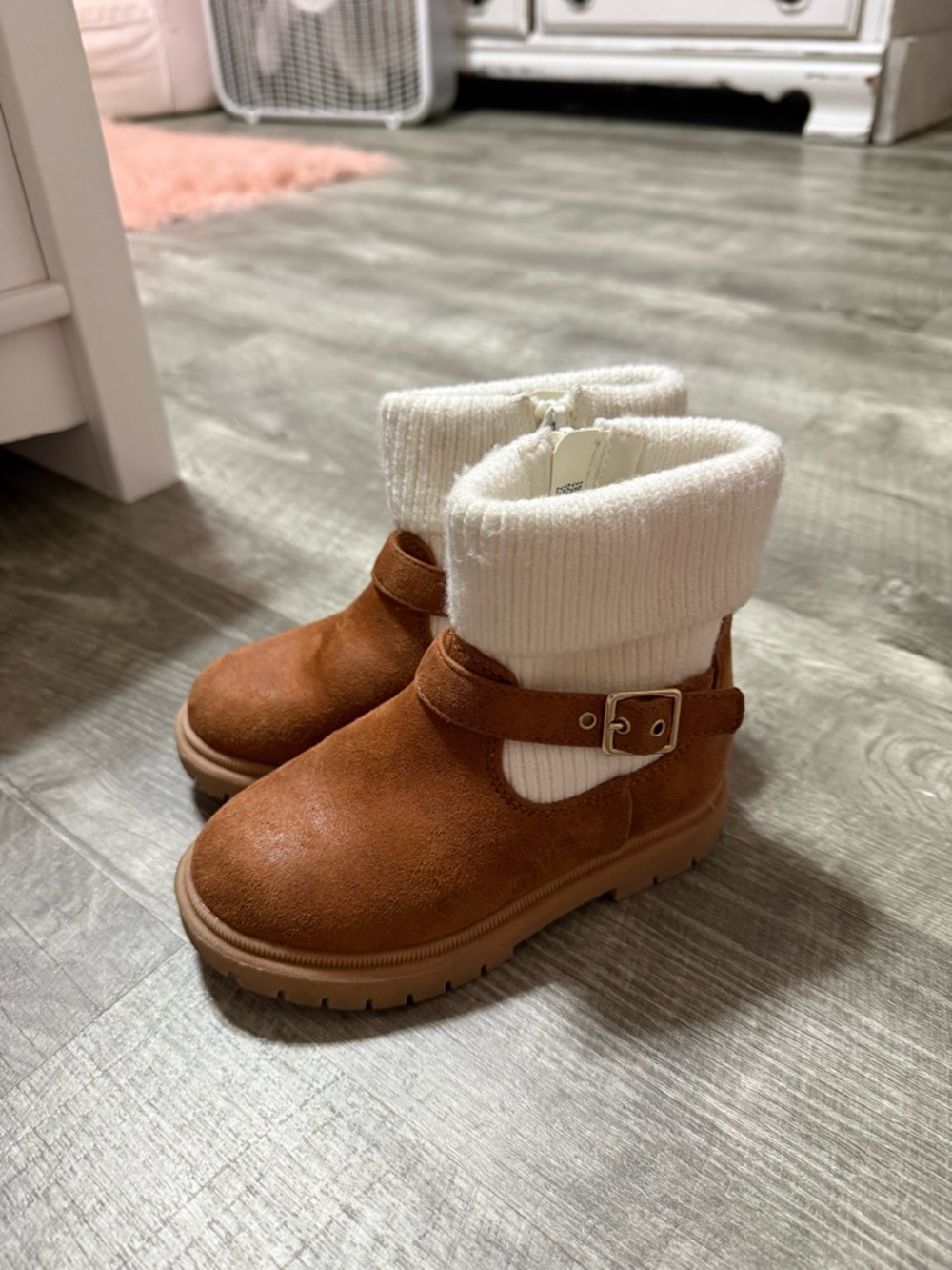 Cat & Jack Toddler Tan Suede Booties with Cream Knit Cuff